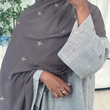 Motifé Closed Abaya - Grey
