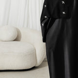 Motifé Closed Abaya - Classic Black
